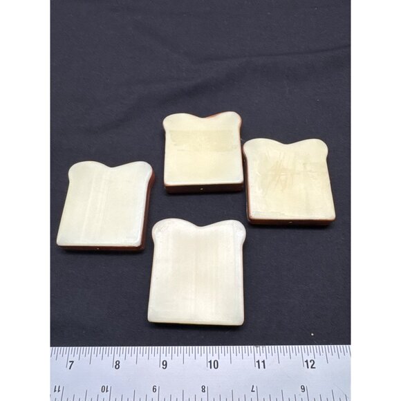 Set Of 4 Toast shape for pretend play plastic kids play food - Picture 3 of 3